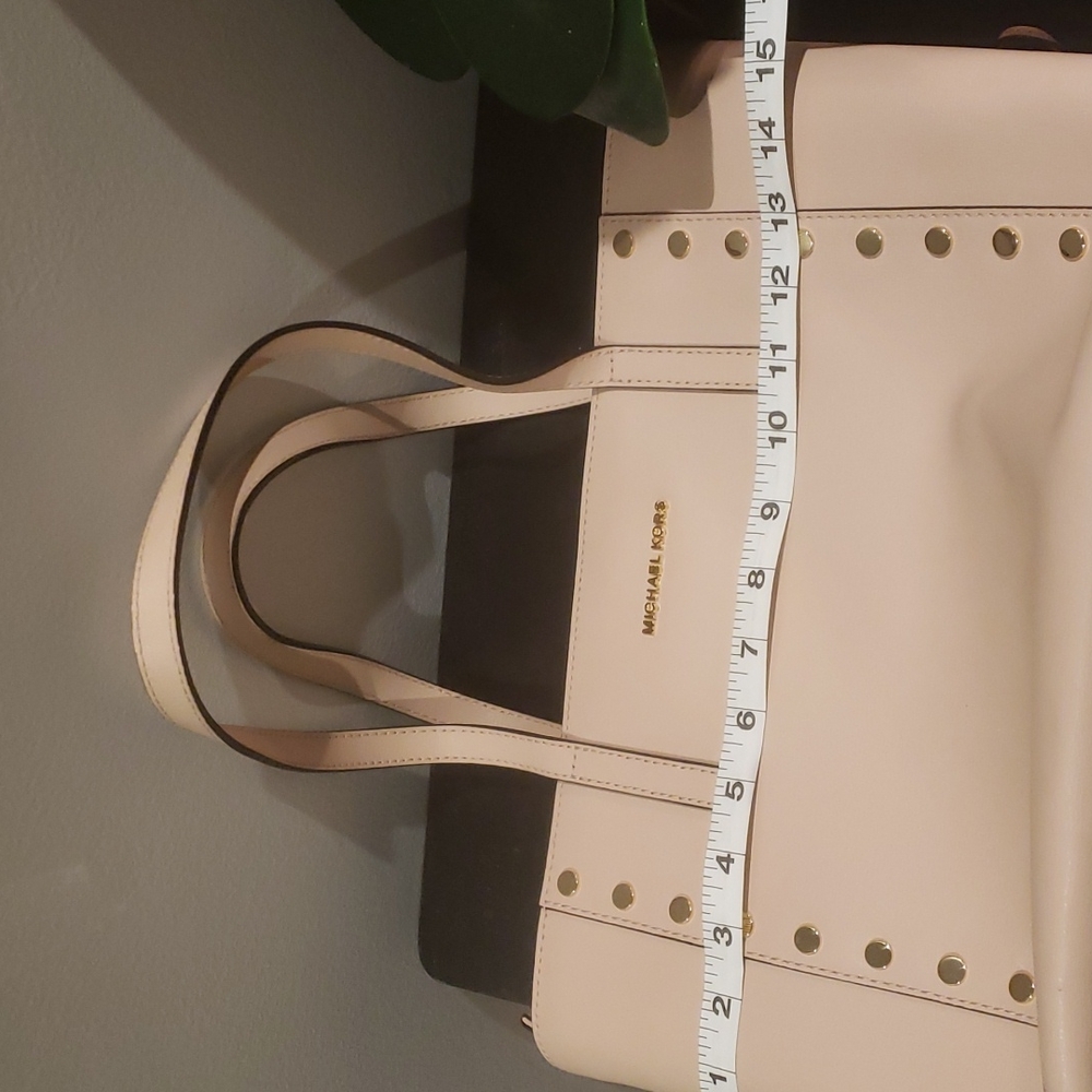 ❣️💫MARK DOWN💫❣️ Michael Kors pink bag - Picture 14 of 15